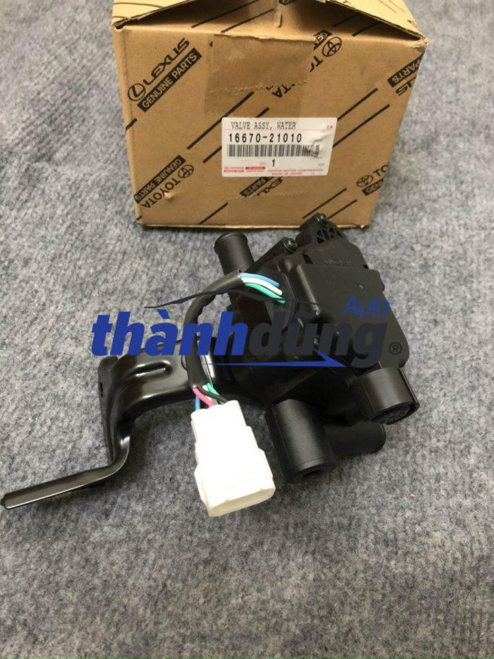 VAN-DIEU-KHIEN-NUOC-NONG-TOYOTA-PRIUS-e1658370707439.jpg