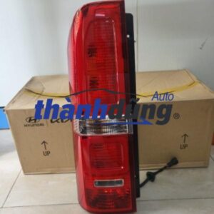 ĐÈN HẬU HYUNDAI COUNTY 2018