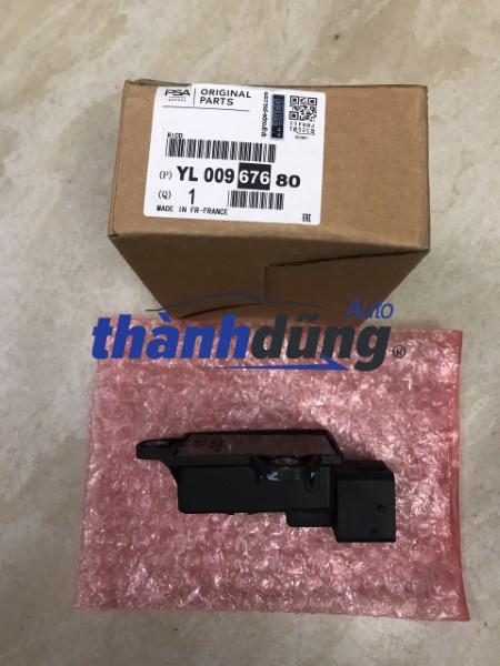 HỘP ĐIỀU KHIỂN START STOP PEUGEOT 2008 | YL00967680 HỘP ĐIỀU KHIỂN START STOP PEUGEOT 2008 | YL00967680