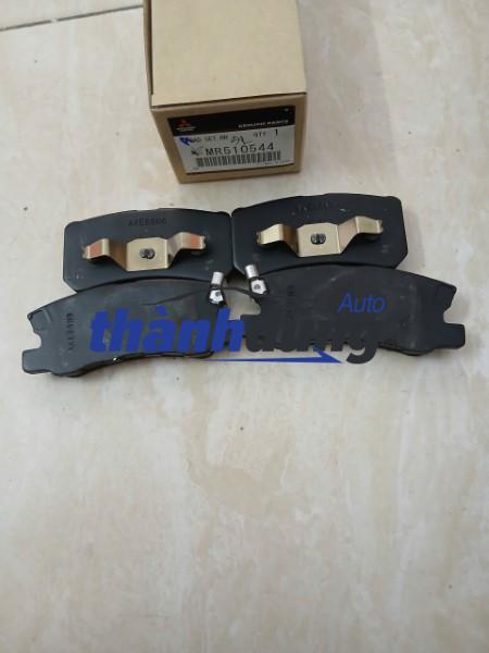 ma-phanh-sau-mitsubishi-pajero-2000-2010-mr510544